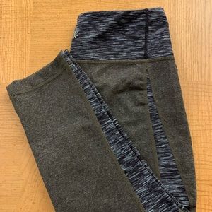 Athleta Crop Yoga Gym Workout Pants